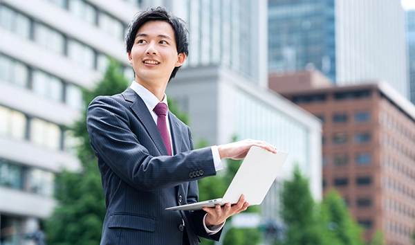 15｜ビジネス向け最強ノートパソコンなら法人モデルも検討する