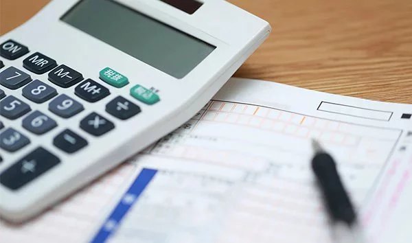 AIパソコンは魅力的だけど価格は高い…