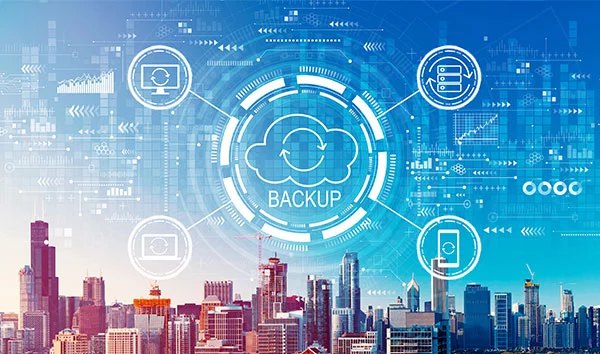 【Windows 11】パソコンのバックアップ方法を徹底解説！注意点や復元方法も説明