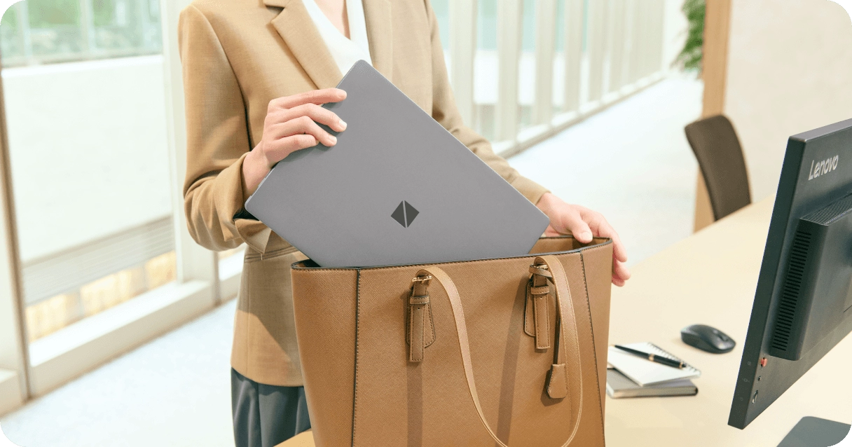 移動中もストレスフリーな、洗練された軽さ